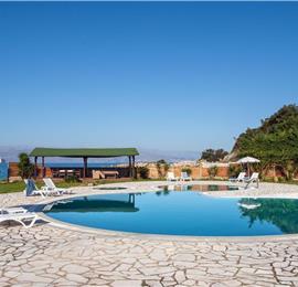 3 bedroom seaside villa with pool & jacuzzi, near Acharavi, sleeps 6